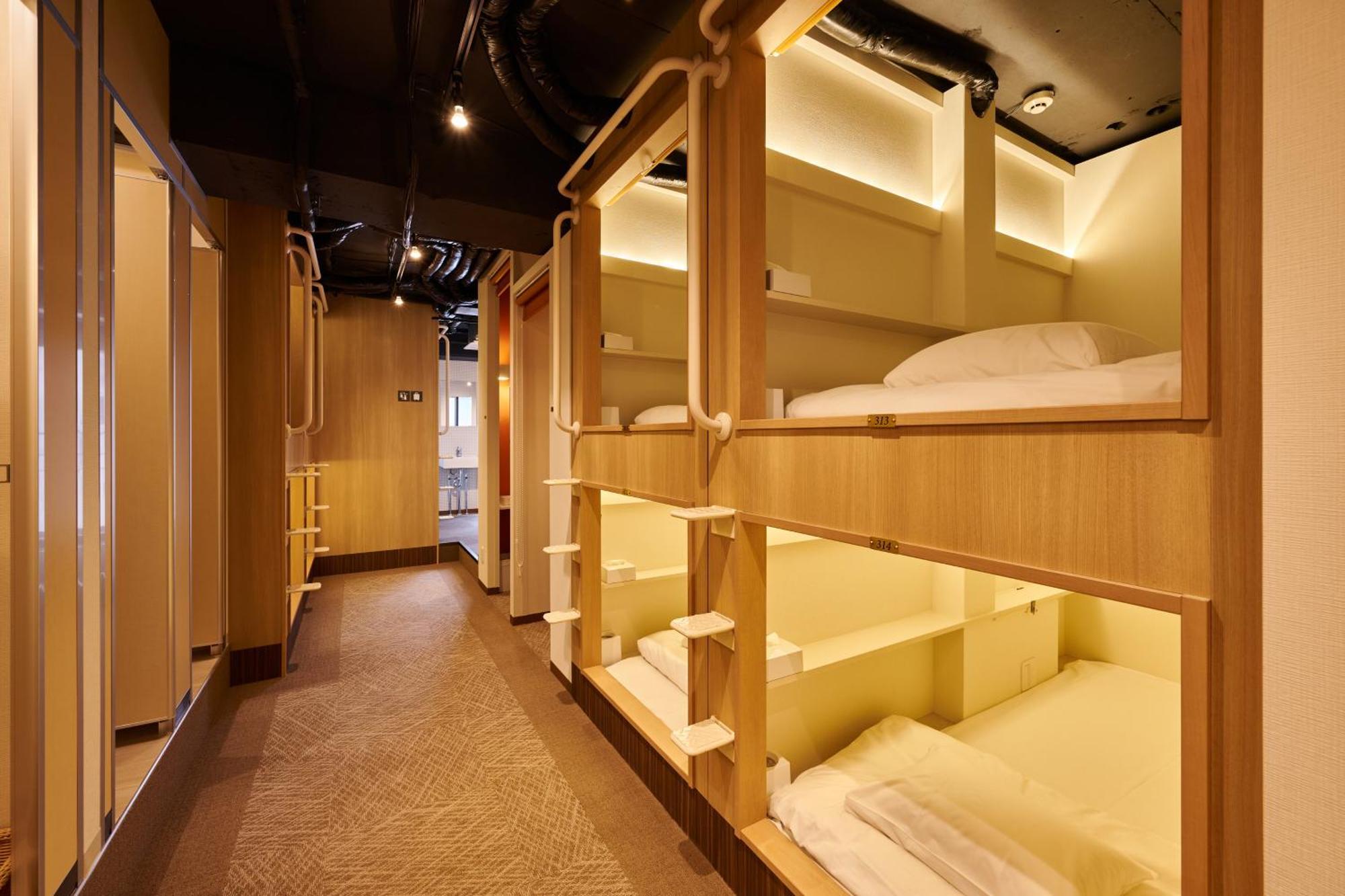 Capsule Hotel Continue Nijojokita 京都市 エクステリア 写真