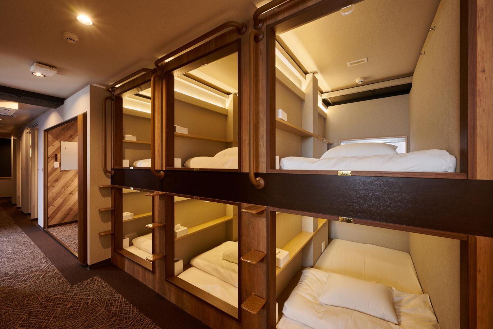Capsule Hotel Continue Nijojokita 京都市 エクステリア 写真